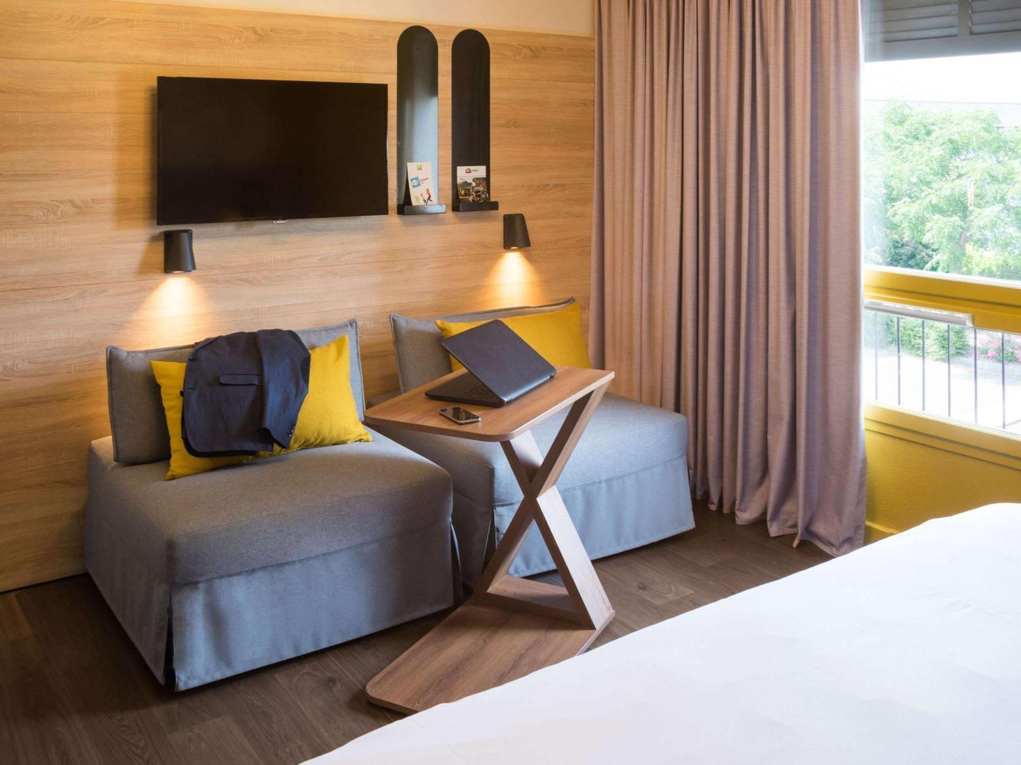 Ibis Styles Carcassonne La Cite Ξενοδοχείο Εξωτερικό φωτογραφία