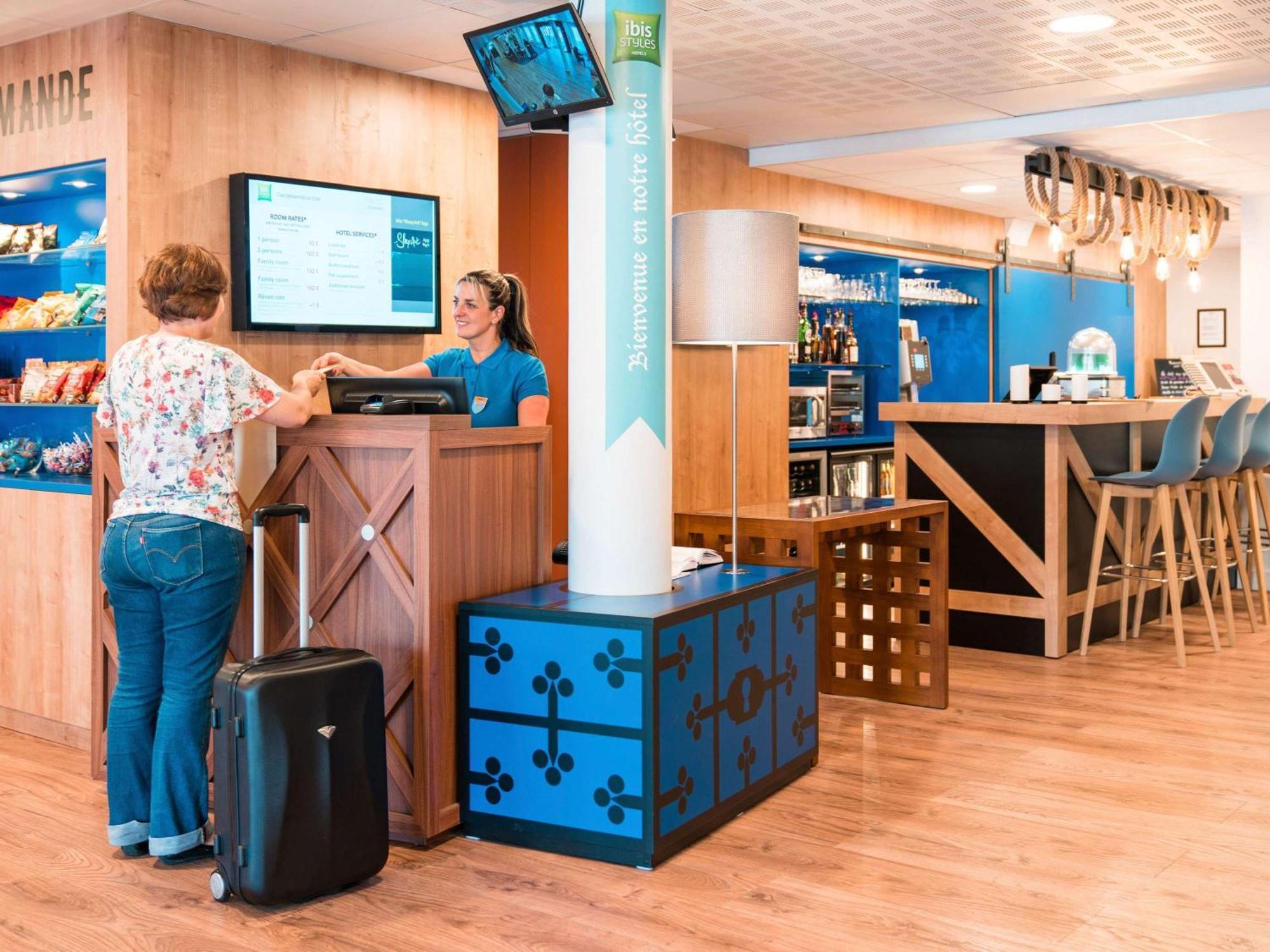 Ibis Styles Carcassonne La Cite Ξενοδοχείο Εξωτερικό φωτογραφία